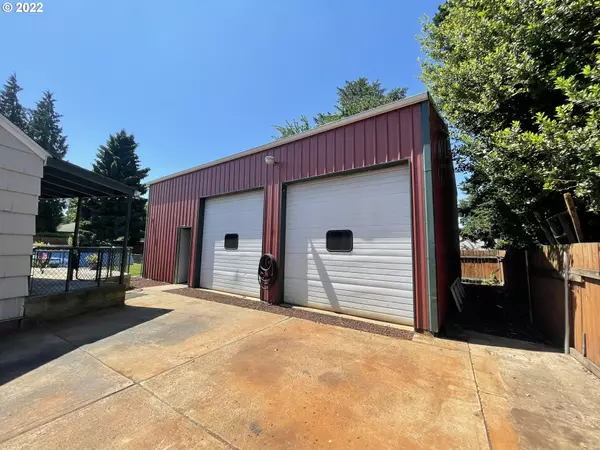 Portland, OR 97203,9325 N CHICAGO AVE