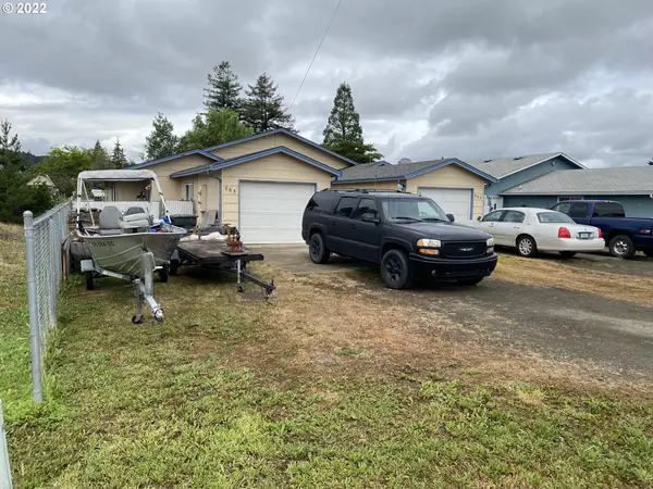 Sutherlin, OR 97479,863 LANDING ST