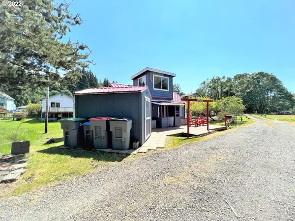 Astoria, OR 97103,4707 Ash ST