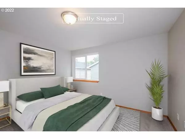 Newberg, OR 97132,482 S DONNA DR