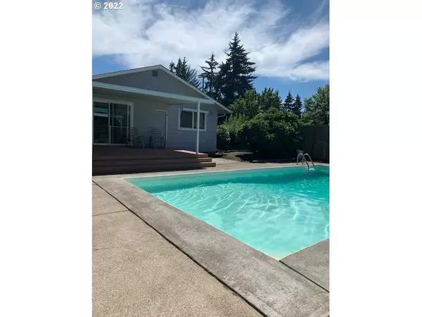 Eugene, OR 97404,3290 HYACINTH ST