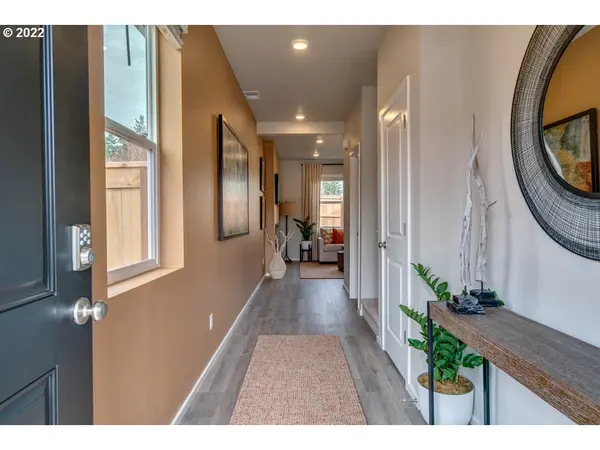 14526 SW 78TH AVE, Tigard, OR 97223