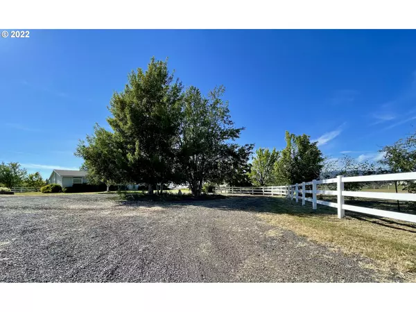 Goldendale, WA 98620,33 BURLINGTON LOOP