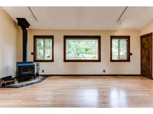 Eugene, OR 97405,345 DELLWOOD DR