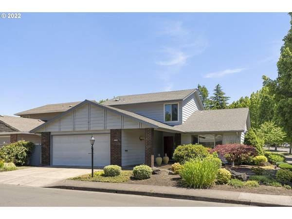 10990 SW HIGHLAND DR, Tigard, OR 97224