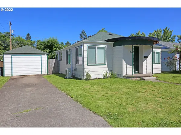 2581 HILYARD ST, Eugene, OR 97405