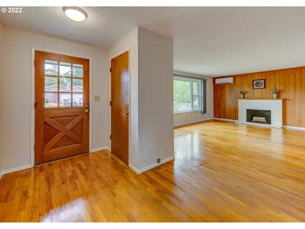 Eugene, OR 97404,3488 ALAMEDA ST