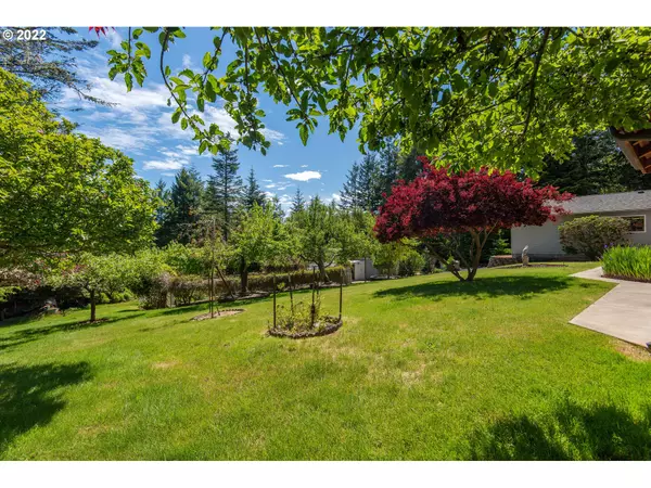 North Bend, OR 97459,93994 KIRKENDALL LN