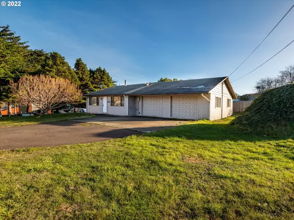 450 DELAWARE AVE, Bandon, OR 97411