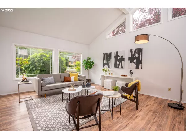 Gresham, OR 97080,2061 SW 29TH DR