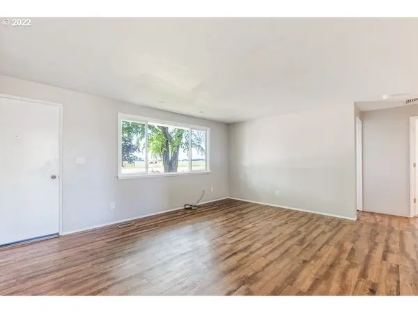 36046 RIVERSIDE DR, Albany, OR 97321