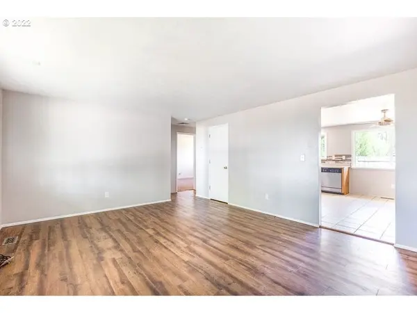 36046 RIVERSIDE DR, Albany, OR 97321