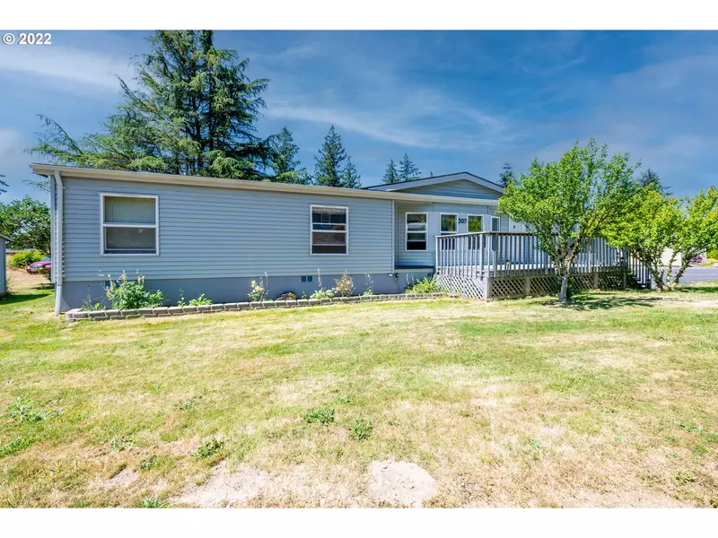 307 HOLLY BLVD, Kalama, WA 98625