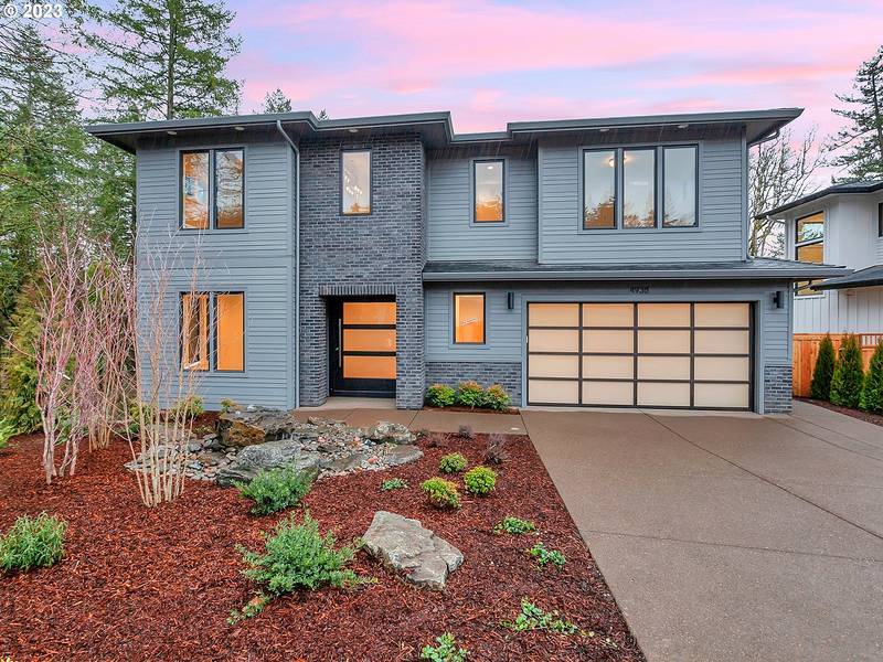 4938 SW Park Bluff PL, Lake Oswego, OR 97035