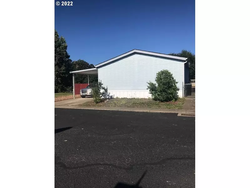 375 NW BROC DR, Winston, OR 97496