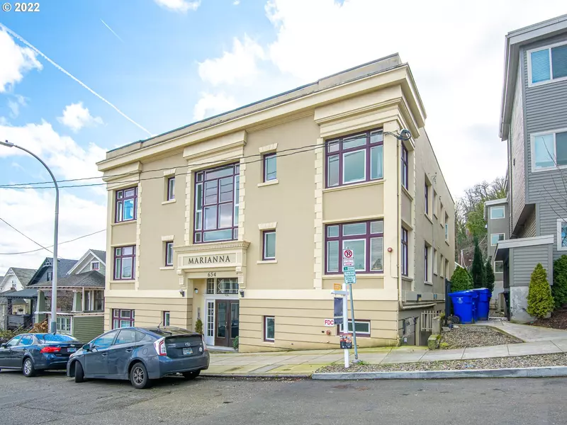 654 SW GRANT ST #304, Portland, OR 97201