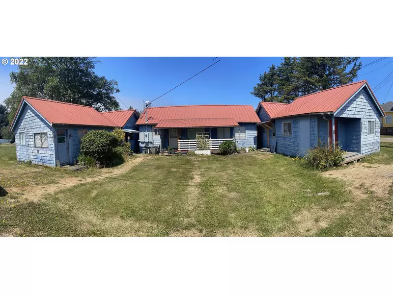 311 N 3RD AVE, Rockaway Beach, OR 97136