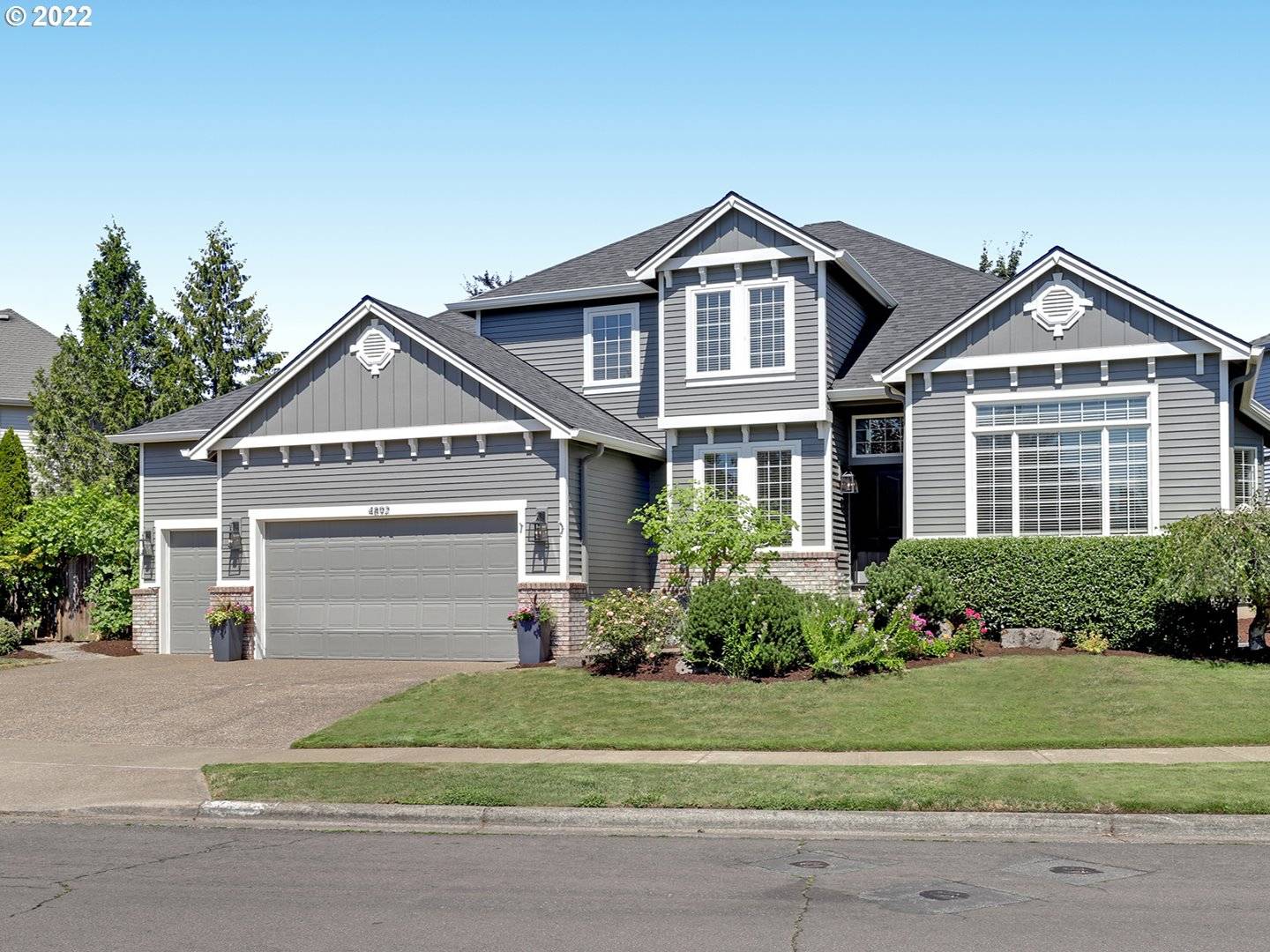 4892 NW SKYCREST PKWY, Portland, OR 97229