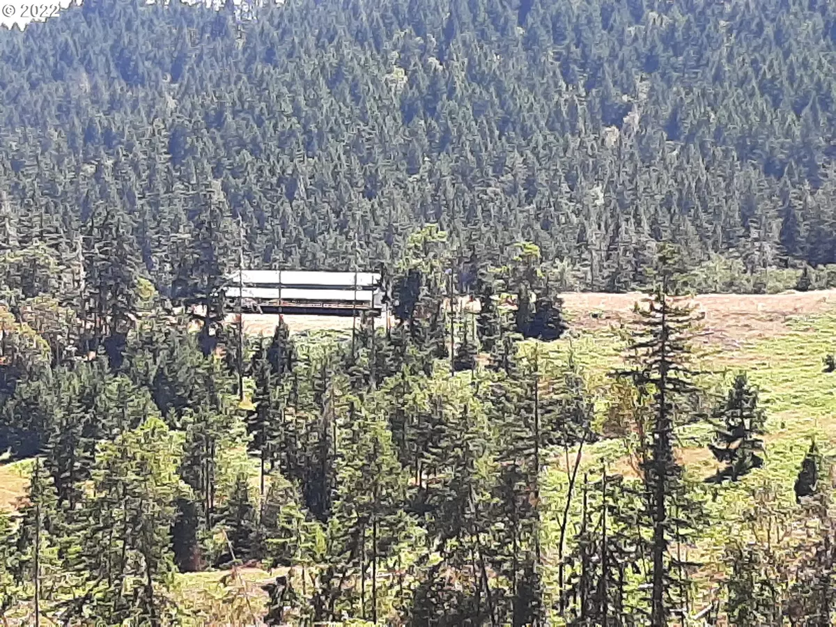 Umpqua, OR 97486,7246 MELQUA RD