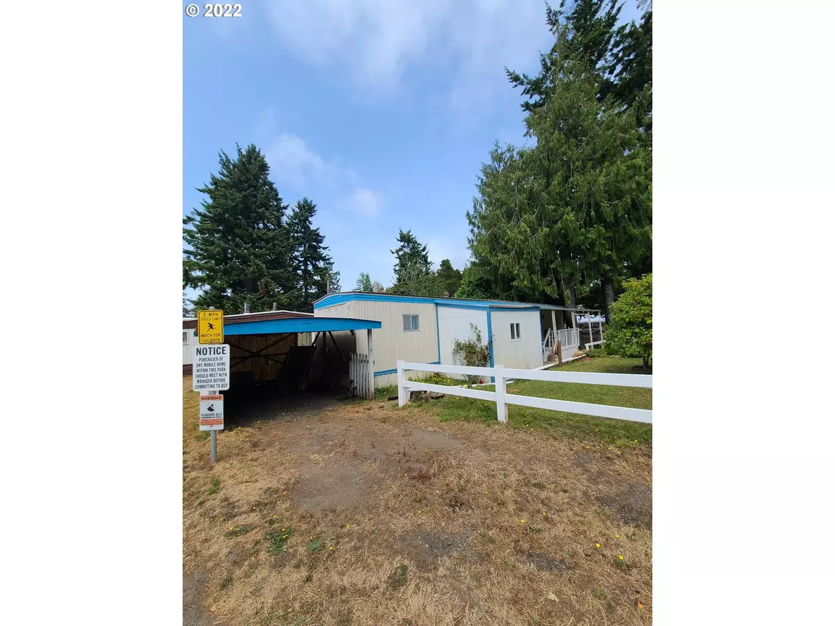 North Bend, OR 97459,67624 SPINREEL RD #16