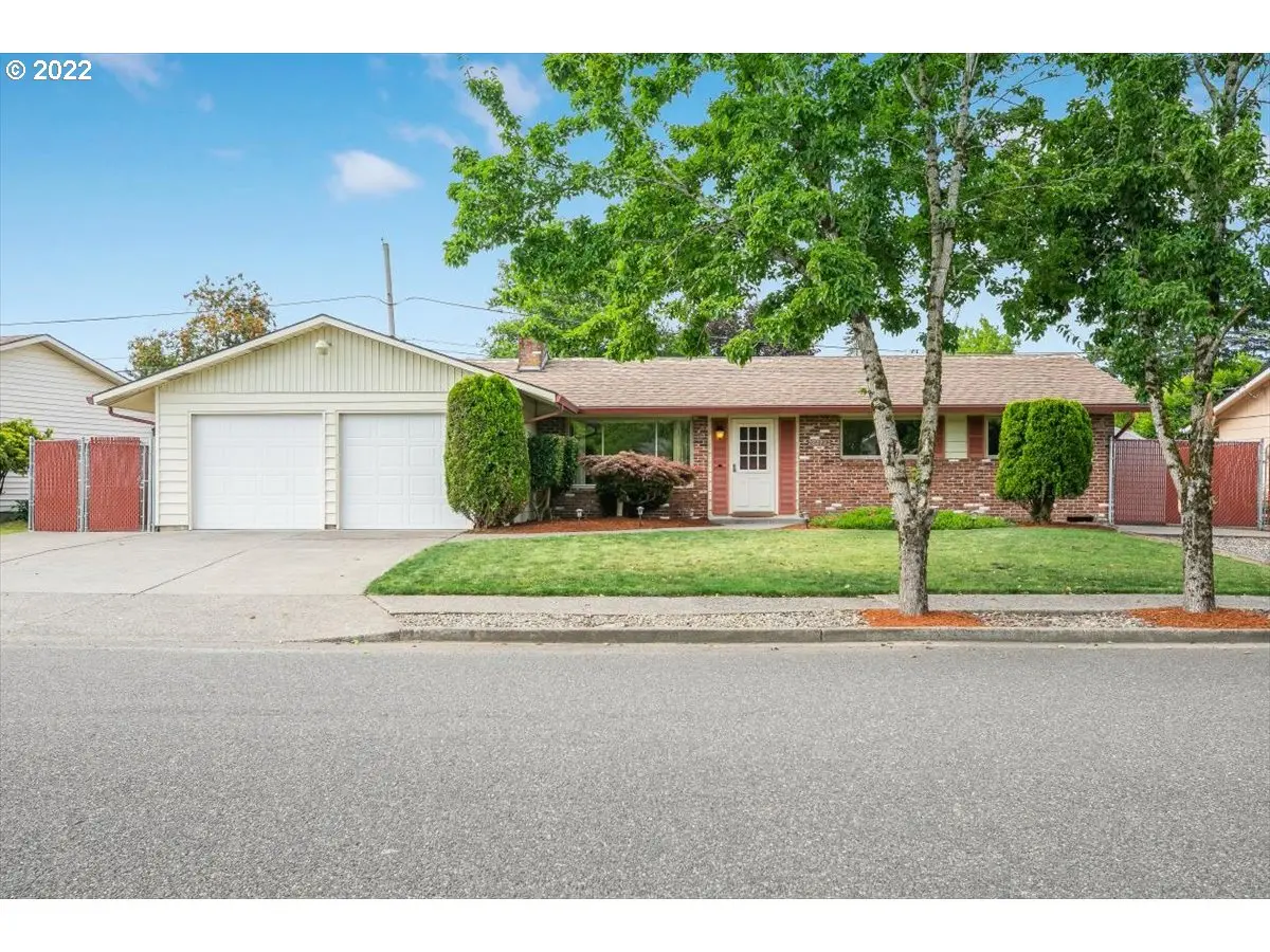 Gresham, OR 97030,22322 SE SALMON DR