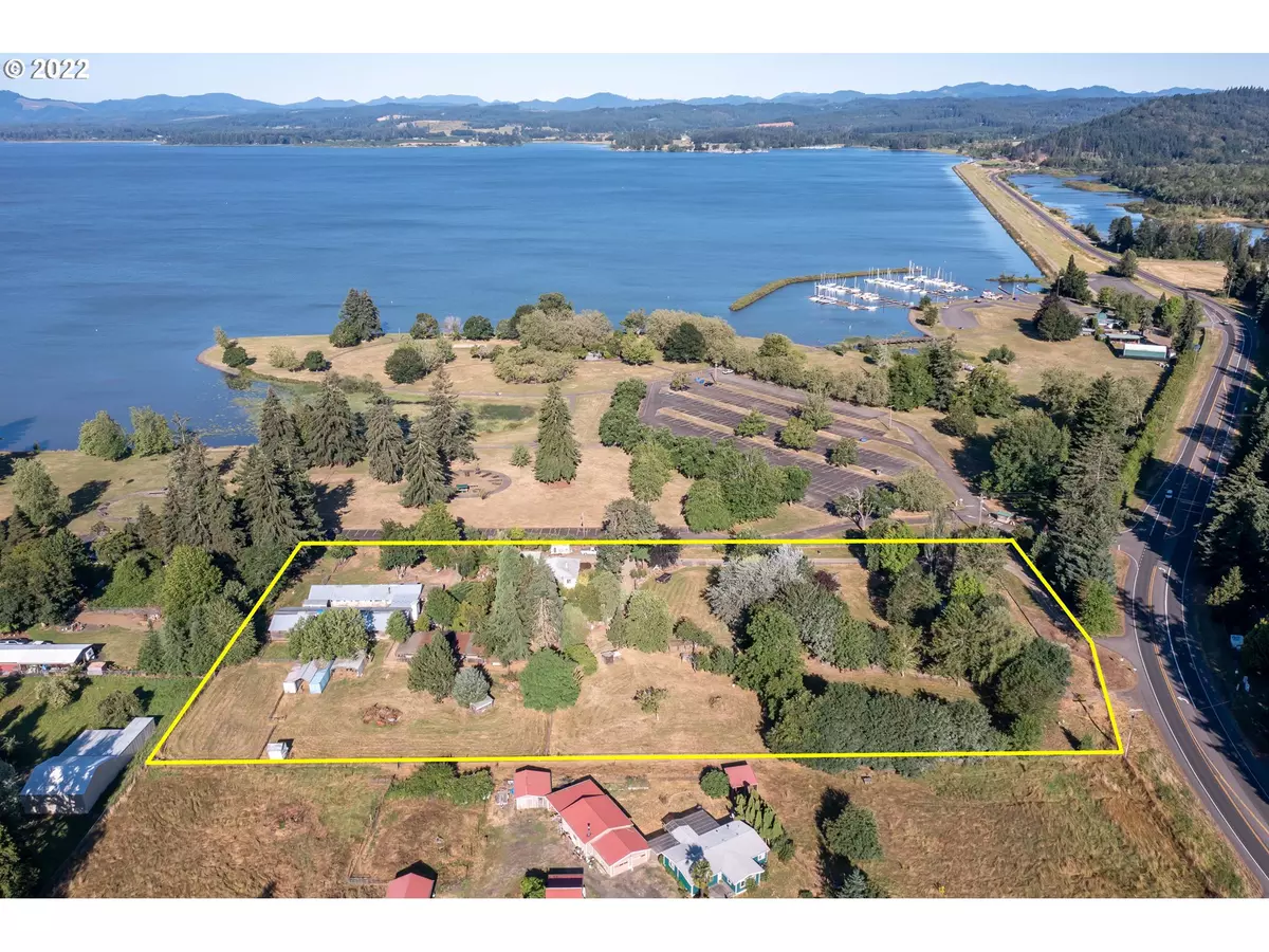 Eugene, OR 97402,27178 CLEAR LAKE RD