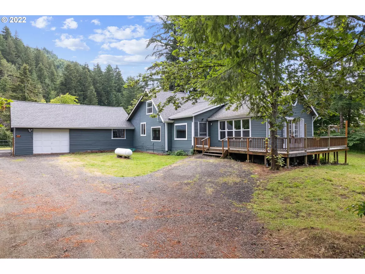 Dorena, OR 97434,37863 ROW RIVER RD