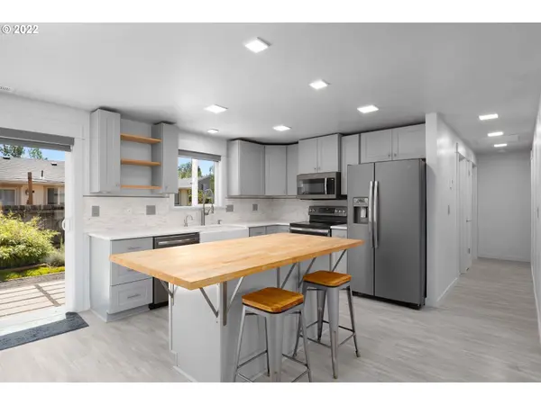 9405 SE 55TH AVE, Milwaukie, OR 97222