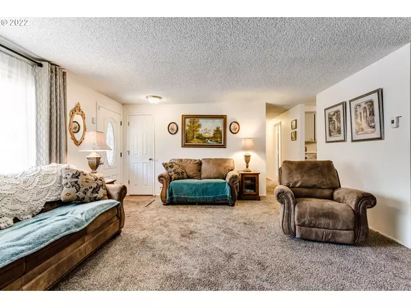 Eugene, OR 97402,2072 WISCONSIN ST