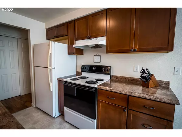 Eugene, OR 97401,3220 HARLOW RD