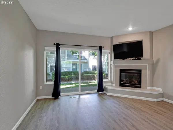 14665 SW BEARD RD #102, Beaverton, OR 97007