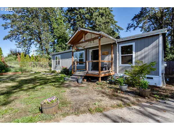 385 N 16TH ST, Cottage Grove, OR 97424
