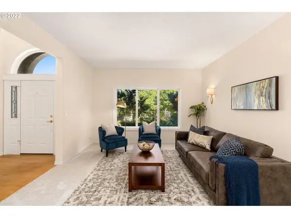 13072 SW STARVIEW DR, Tigard, OR 97224