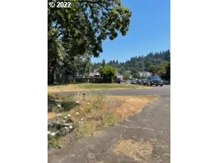 402 PROMENADE ST, Oregon City, OR 97045