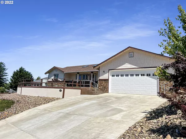 Brookings, OR 97415,7005 VISTA CT