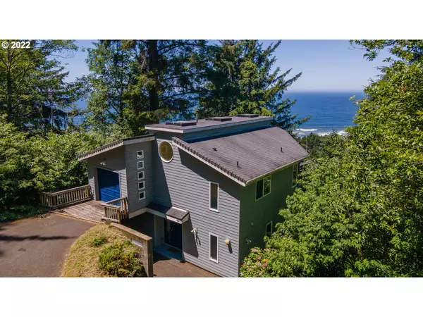 230 CRESTVIEW DR, Yachats, OR 97498