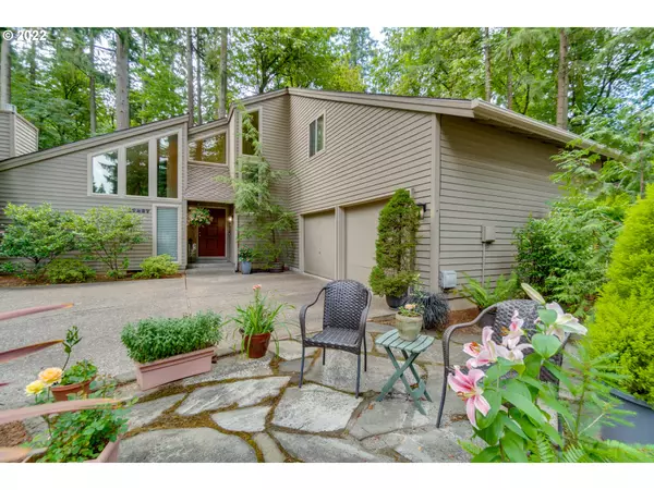 Portland, OR 97224,17287 SW OAKENSHIELD CT