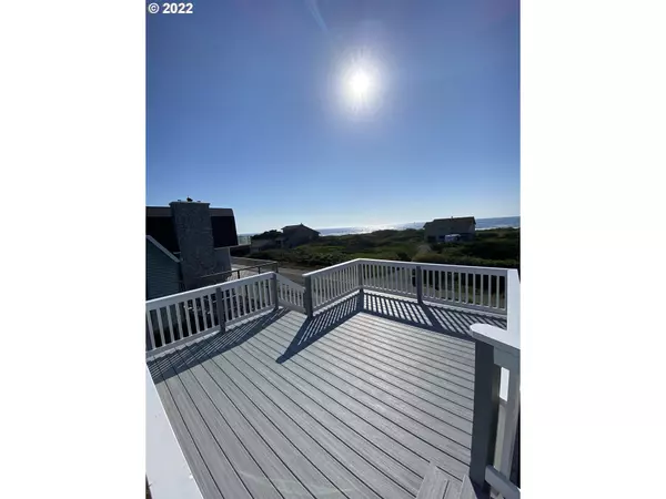 Gold Beach, OR 97444,30705 SANDY DR