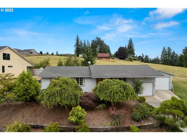 375 NE OAKVIEW DR, Estacada, OR 97023