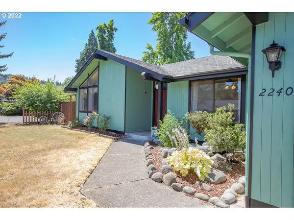 Eugene, OR 97405,2240 BURLINGTON DR