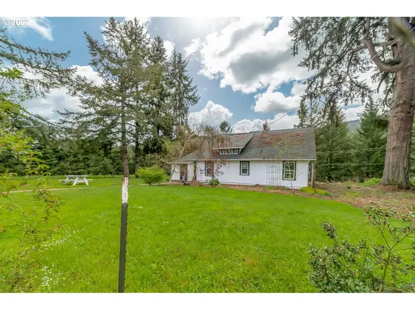 73112 LONDON RD, Cottage Grove, OR 97424