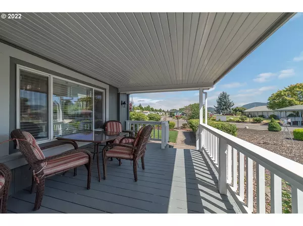 Eugene, OR 97401,3700 BABCOCK LN #2