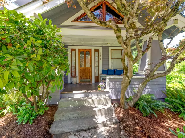 Eugene, OR 97401,1852 CHARNELTON ST