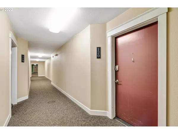 Tualatin, OR 97062,8720 SW TUALATIN RD #120