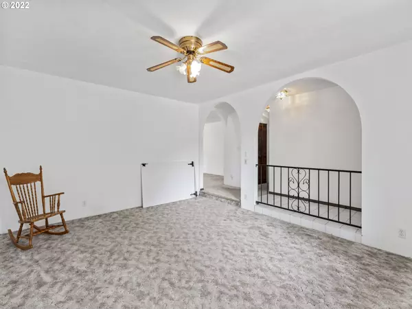 Pleasant Hill, OR 97455,85484 JASPER PARK RD