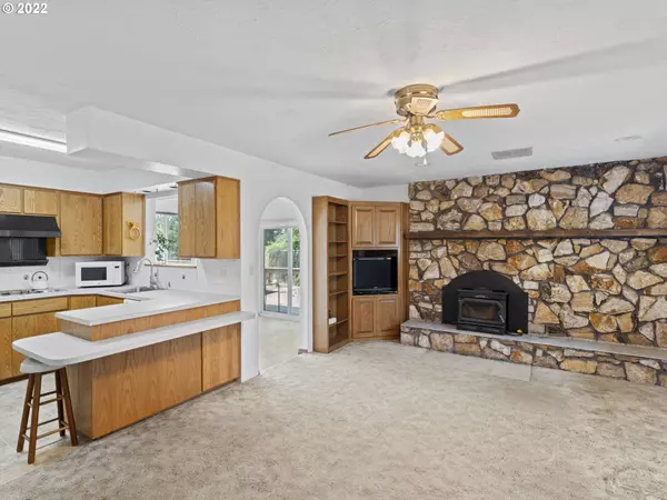 Pleasant Hill, OR 97455,85484 JASPER PARK RD