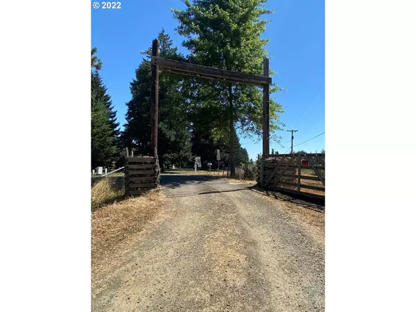 Eugene, OR 97402,27178 CLEAR LAKE RD