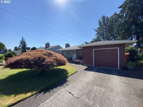 335 E EXETER ST, Gladstone, OR 97027