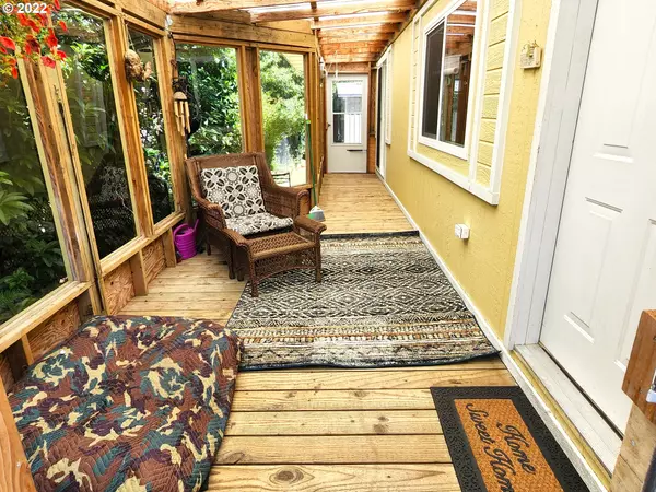 Florence, OR 97439,1600 RHODODENDRON DR #134