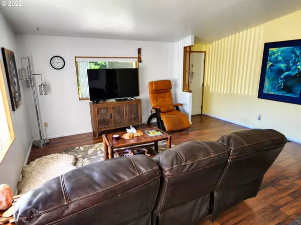 Florence, OR 97439,1600 RHODODENDRON DR #134